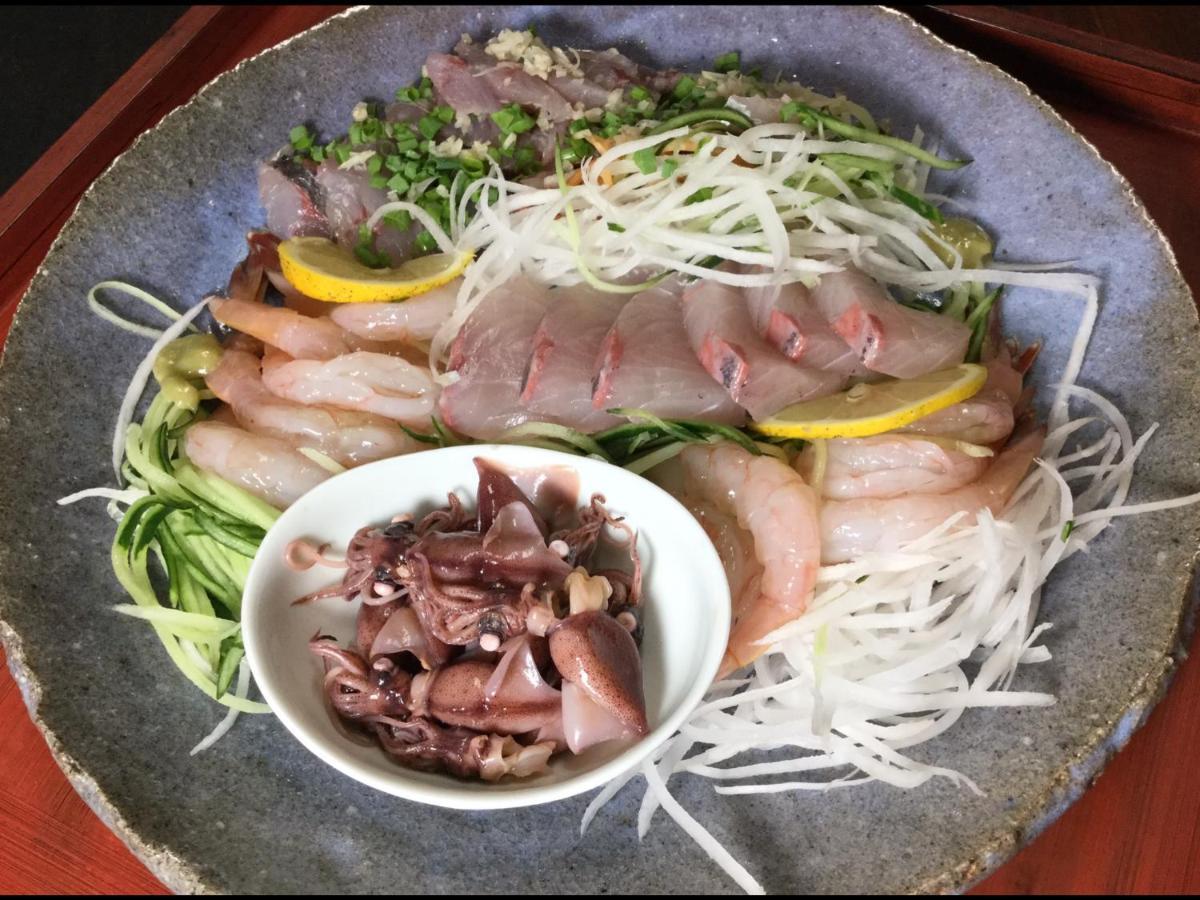 一客一亭の宿 遊楽 Satsumasendai Buitenkant foto